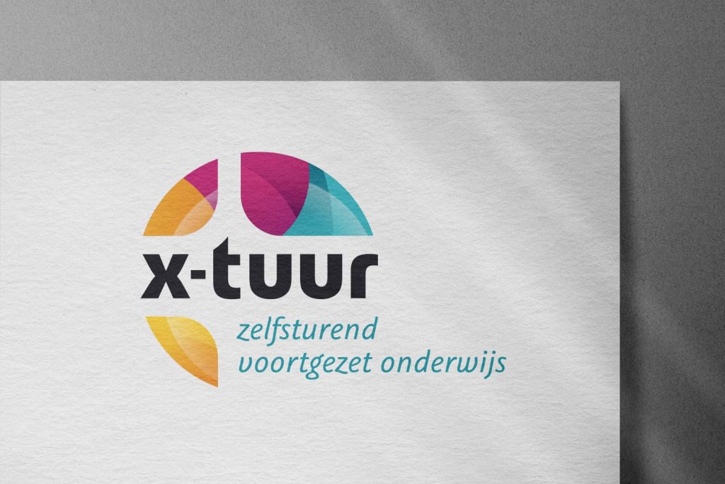 Logo X-tuur